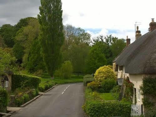 Hotel The Helyar Arms Yeovil Esterno foto